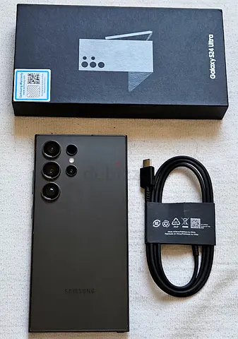 Samsung S24 Ultra 5G
256GB/12GB 
Everything Working 
Including Box and Cable