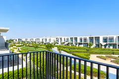 Single Row | On Main Park | Corner Plot