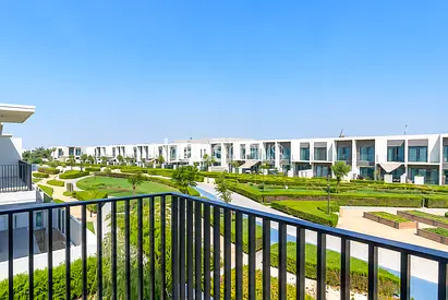 Single Row | On Main Park | Corner Plot