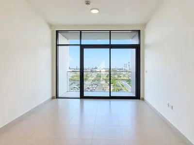 Brand New | Low Floor | Flexible Cheques