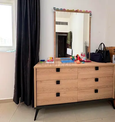 Large Dressing Table for Sale – Like New! ✨