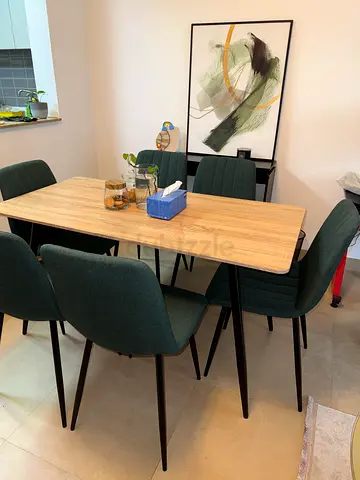 Dining table 6 seater emerald green