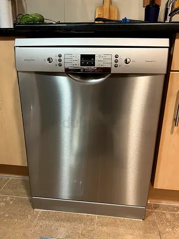 Stainless Steel Built-In Dishwasher - Good Working Condition