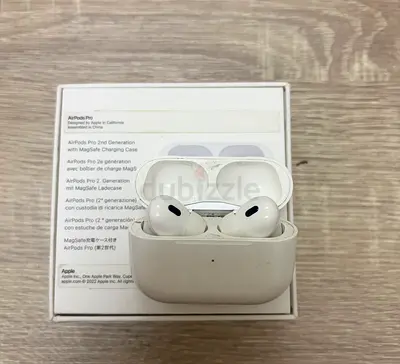 Apple AirPods Pro 2 (2nd Gen) with MagSafe Charging Case - Used
