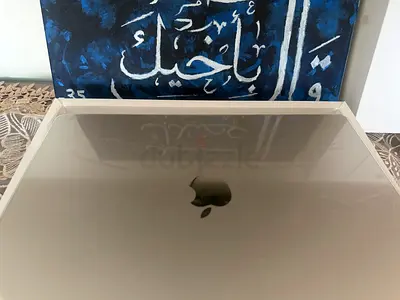 Apple MacBook Air (Gold) m2 2023 8gb 15 inch - perfect Condition, with Original Box, almost new