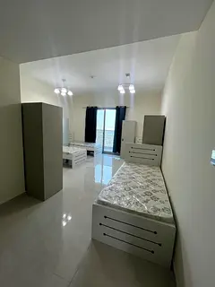 AED 1100 Monthly