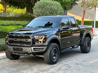 Ford F-150 Raptor 2018 GCC Specs well maintained full option super clean car