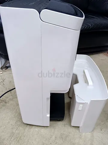 Dehumidifier / Air purifier unit - good working condition