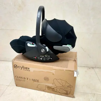 Cybex t+  car seat