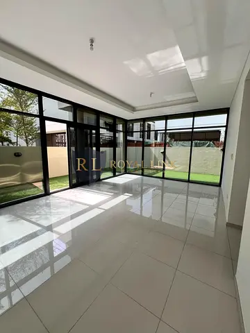 3BR + Maid’s Villa | Vacant | Unfurnished|THM Type