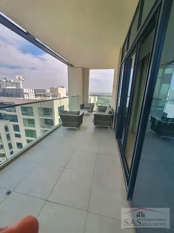 Great Opportunity |Hotel Apartment | Golf View | Top Floor | Vacant
