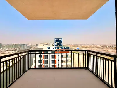 Un-Furnish 1 BR | Huge Terrece | Canal View