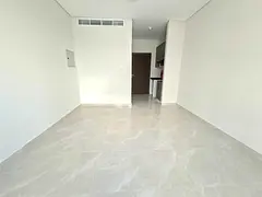 Brand new luxury studio near to safari mall available