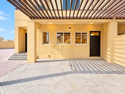 4BR+MAIDS | SPACIOUS LAYOUT | HUGE LAWN AREA