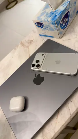 iPhone 18 Pro Max 256 active Physical SIM + eSIM