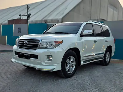 Toyota Land Cruiser GXR 2014 GCC Specs