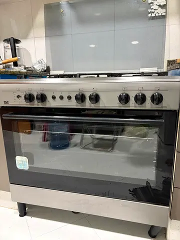 Stainless Steel Freestanding Gas Cooker with Oven - Good Working Condition