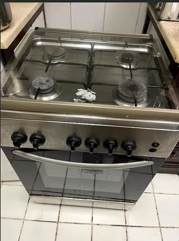 4 burner stove