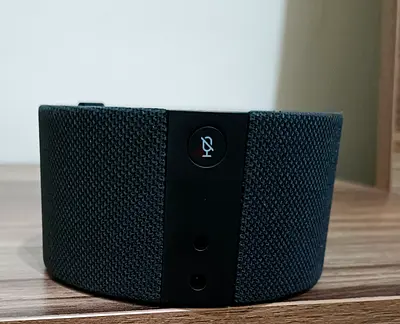 The Yango Yasmina Mini AI Smart Speaker (Model Y-00020)