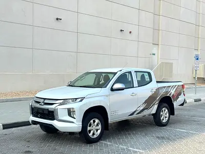Mitsubishi L200 //4WD Drive // Gcc space // power window // Good conditions