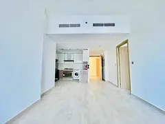 Luxury Chiller-Free 3BR Apartment | All Amenties Are Available | Premium Location