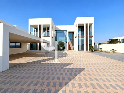 فيلا V5 Select فاخرة وراقية | صف واحد | إطلالة مائية مميزة
