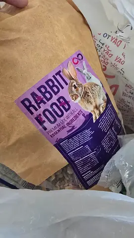 Part-used bag of rabbit food (premium mix)