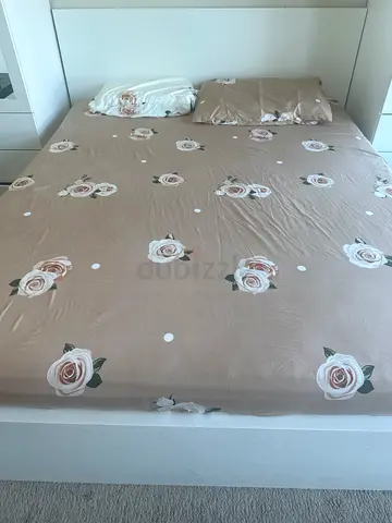 IKEA Queen bed mattress with medical mattress and - good condition