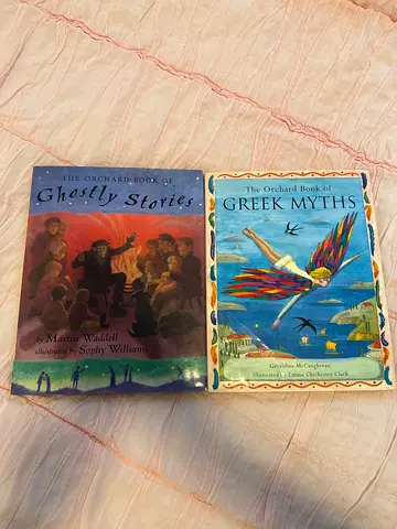 The Orchard Book of Greek Myths & The Orchard Book of Ghostly Stories - Set of 2 (Children's)