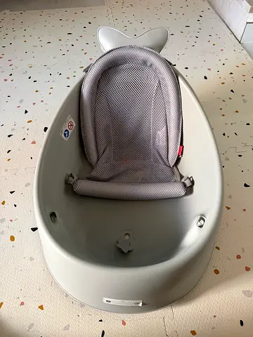 Baby bath tub (Skip Hop Moby Smart Sling) - Grey