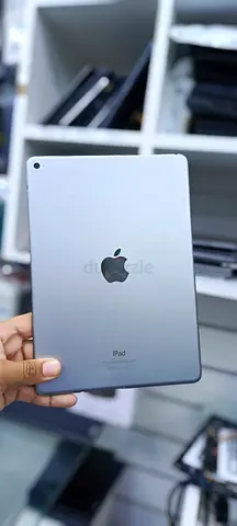 I Pad Air 2 32 GB with unbreakable cover