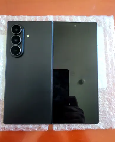 Samsung Galaxy Z Fold7 - Black (Excellent Condition)