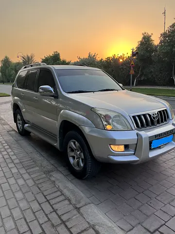 2009 Toyota Land Cruiser Prado VX Limited – Silver – Excellent Maintenance GCC Specs