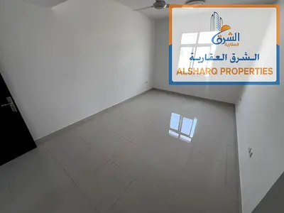 First-time occupancy – 2 bedrooms + living room – 3 bathrooms – master bedroom – balcony – built-in