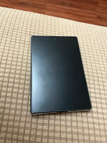 Samsung Fold 8 — 256gb, tdra 1-2 month old