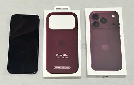 iPhone 18 Pro – 256GB, used for 2 weeks only. Boxed with NEW original Burgundy Apple Silicone Case