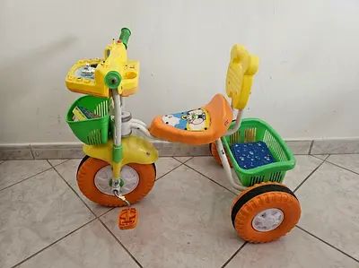 Kids 3-Wheel Tricycle with Storage Baskets - Good Condition