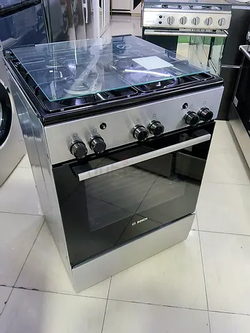 BOSCH 4 Burner Gas Cooker with Oven 60cm - Used Good Condition