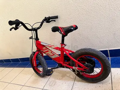 Kids 12-Inch Bicycle (Red & Black) – Great Condition, Ready to Ride! Aster