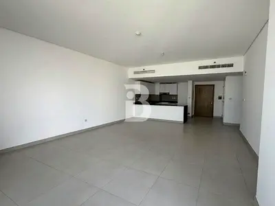 Vacant | Spacious Living | 2BR Apartment