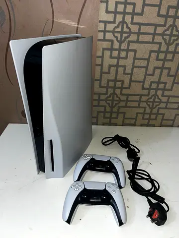 Classifieds: PS5 Disc with 2 controllers | dubizzle Dubai