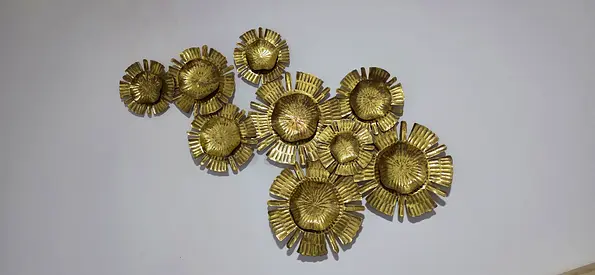 Seriois buyers - brass art - 100