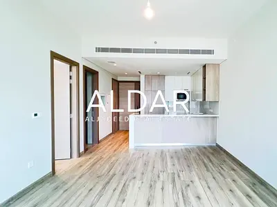 Brand New |Fitted Kitchen |Prime Location |Vacant