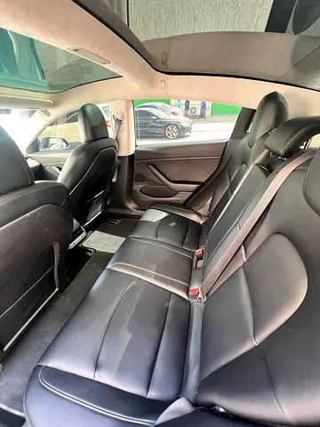 2017 Tesla MODEL 3 — фото 6