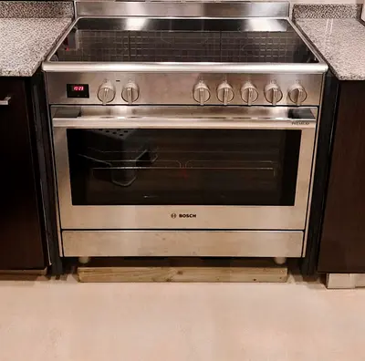 Bosch German Quality Electric Ceramic Hob – 90x60cm premium collection