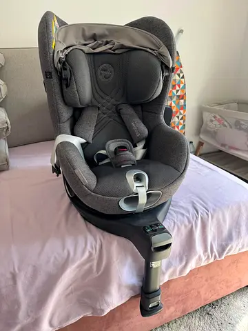 Cybex Sirona T infant/toddler-Size Plus Car Seat with Sun Canopy – Mirage Grey