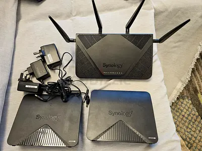 Synology Mesh WiFi System – RT2600ac + 2x MR2200ac – Excellent Condition