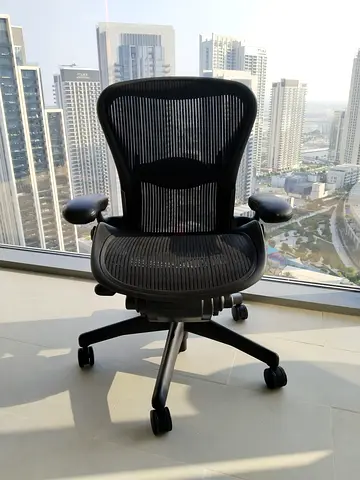Herman Miller Aeron size B