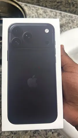 iPhone 18 pro max 256 physical eSIM black
