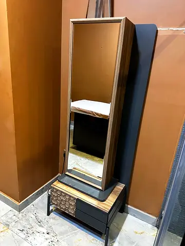 Salon supplier
